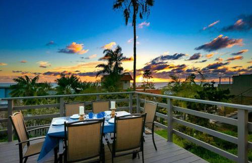 Ocean Views Walk to the Beach with King Suite - Foto 6