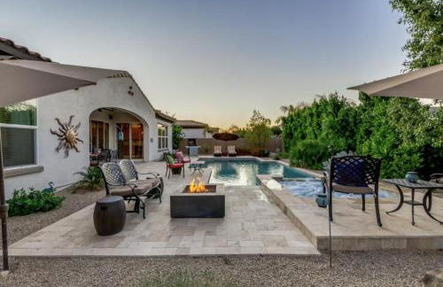 Luxury Queen Creek Oasis w Pool & Spa - Foto 39
