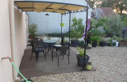 10km to Disneyland - Terrace Parking & Sleeps 4 - Foto 28