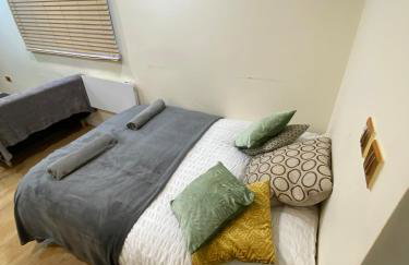 Charming Cambridge Studio with Private Garden - Foto 8