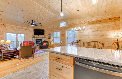 Smoky Mtn Cabin with Hot Tub and Scenic Views - Foto 8