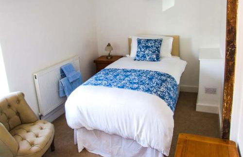 Cotswold View - Photo 8