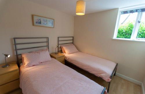 Five Cottages in AONB and an Obbit House! - Foto 34