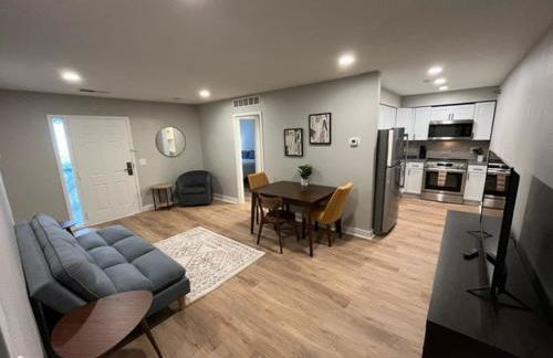 Aksarben Area 2 BD-2 BA by UNO - Foto 1