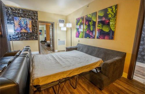 2100 SqFt Penthouse Suite W/ Strip Views! POOL GYM - Foto 26