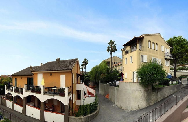 Apartment in San Bartolomeo Al Mare - Photo 38