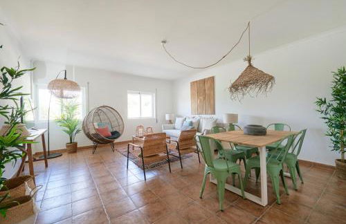 Lightful Refuge on the River Front, By TimeCooler - Foto 1