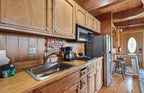 Stunning Views at Stargazer - Lakefront Studio - Photo 27