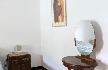 Au chalet d'Illiers Combray, grand jardin arboré - Foto 12