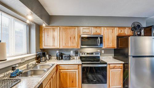 Easily Explore Anchorage! Modern Duplex Near Town - Foto 2