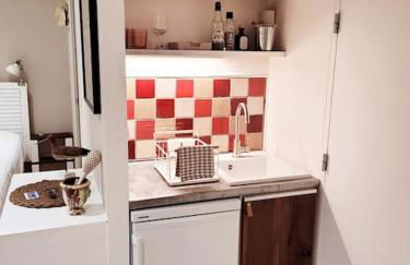 La maison blanche Intra-Muros Free parking - Foto 7