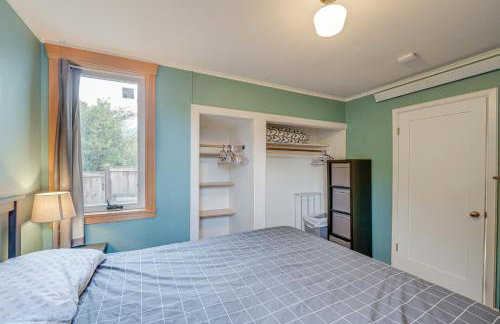 Bright Bellingham Home with Fire Pit 1 Mi to Beach! - Foto 25