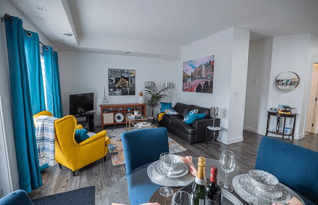 Gorgeous Penthouse - Photo 1