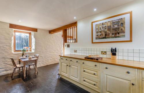 Pandy Farmhouse - Panoramic mountain views within Snowdonia's National Park - 4x4 Only - Foto 4