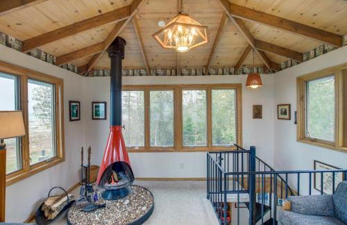 Serene Lakefront Baileys Harbor Home with Deck! - Foto 13