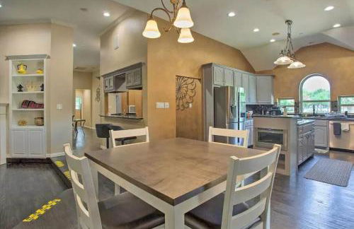 Heated Pool, Pool Table, Hot Tub, Home Theatre, Guest House, Basketball Court, Sleeps-20 - Foto 10