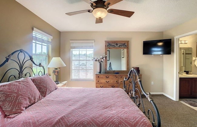 Fantastic 7 Bed 6 Bath In Prestigious Gated Comm. 7 Bedroom Villa by Redawning - Foto 7