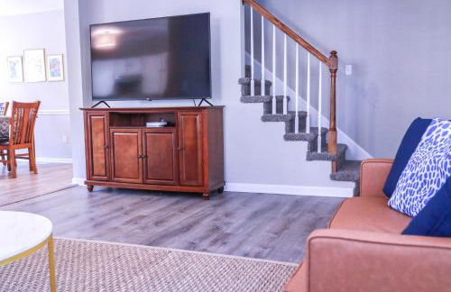 Sleeps 12! 5 BDRM-2 Kings,3 Queens-Deck & Patio-Mins to PI & Beaufort - Foto 45