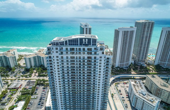 2BR Ocean Penthouse - Private Terrace & Hot Tub - Foto 71