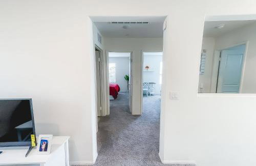 California 3-Bedroom Desert Escape With Garden - Foto 57