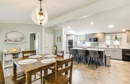 Lake Moultrie Access Moncks Corner Home with Dock - Foto 8