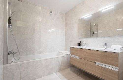 Le 203 - Proche telecabine - centre ville - Foto 11