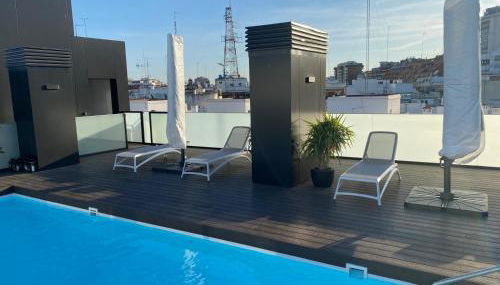 Virgen del Valle, los Remedios, junto al centro y Triana, Sevilla - Foto 2