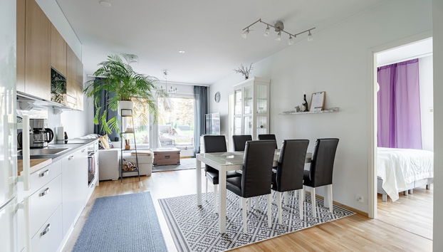 Modern 2BR Apt with Sauna & Free Parking - Foto 4, Cocina privada