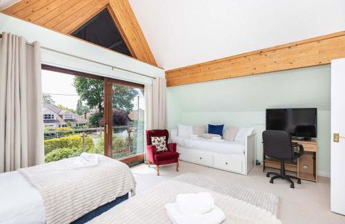 MOONGATE by BOURNECOAST - A Delightful Chalet Bungalow with a Garden and Parking - HB10672 - Foto 20