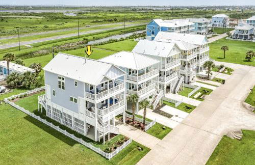 Seaside Haven - Photo 32