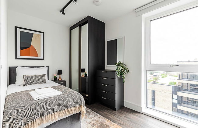 Chic and Sleek Sky-high Apartment - Foto 9