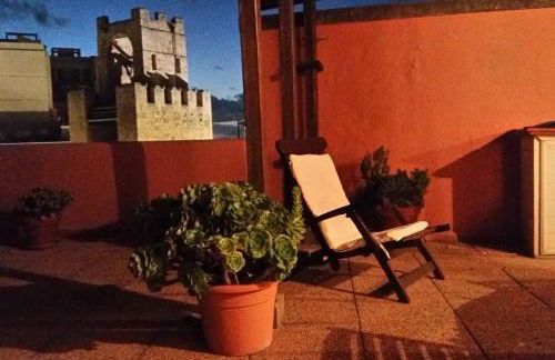 Attico in centro con vista della torre - Cozy penthouse facing to the tower - Foto 1