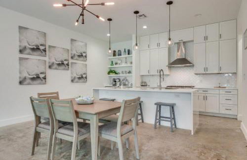 Modern San Antonio Vacation Rental with Rooftop Deck - Foto 2