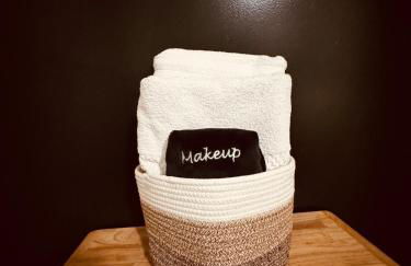 Downtown Cincinnati Boutique at Newport 3BR with 100in Cinema TV - Foto 13