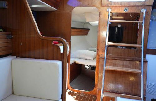 The Classic Sailboat Retreat - Photo 8