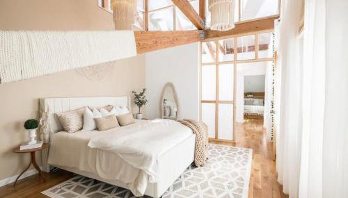 Light filled zen 3BR Penthouse - 7 min to Westport - Foto 1