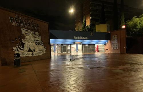 Rebibbia Guest Art Metro B - Foto 35