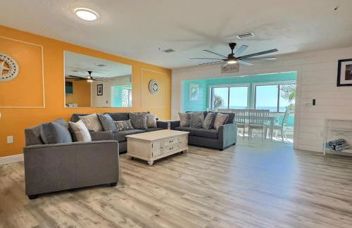 On the Beach, Walk to Village, Watch the Sunsets from Balcony - Foto 44