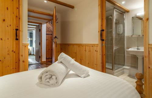 The Threshing Barn - Photo 16