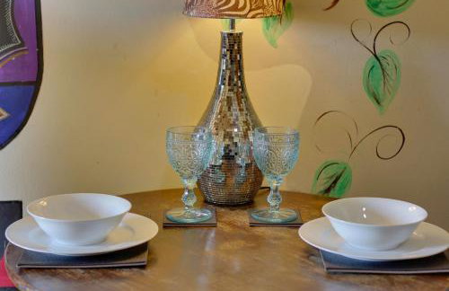 Romantic four poster Cottage private outdoor Hot Tub & Sauna at Harthill Hall plus private daily use of indoor pool and sauna 1 hour per day - Photo 13