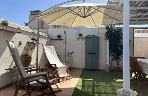 PLAYA ALMENARA ATICO DUPLEX VISTAS AL MAR Y MONTAÑA WIFI,PISCINA a - Foto 9