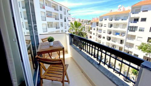 B61 - Carnation Sun Apartment in Lagos - Foto 4