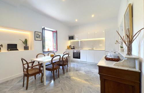 Hacienda Clavero Three Patio Apartment - Photo 15