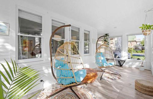 5BR 3BA Family Retreat 2 Blocks from Beach - Foto 68