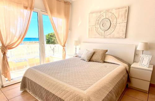 House in front of the beach with sea view - Foto 10