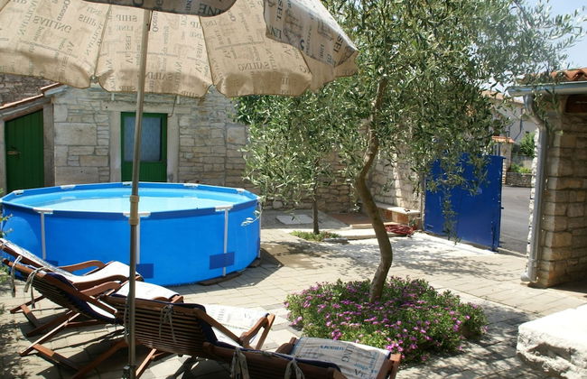 Stone Holiday Home in Peresiji With Pool - Foto 29