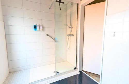 SHINYHOMEZ - Familienfreundliche Ferienwohnung in Geestland am Wattenmeer mit Terrasse, Küche und WLAN - Foto 18