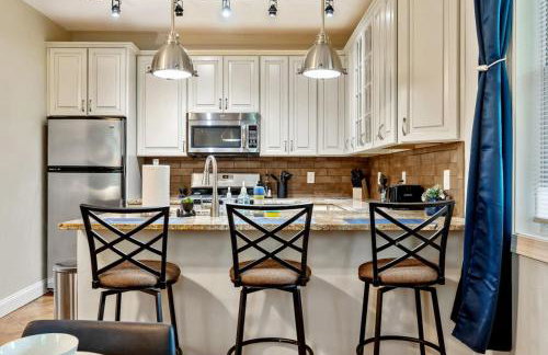 Upscale Shadyside 2 BR, 2 Bath Suite in walkable neighborhood - Foto 15