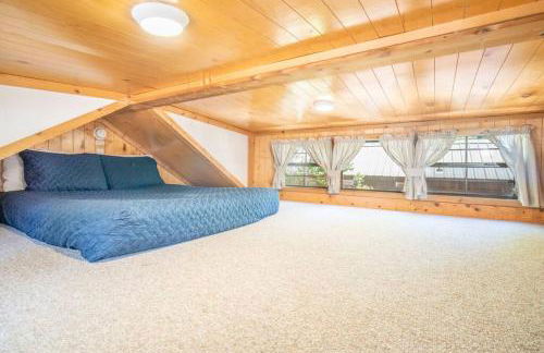 The Cottonwood Cabin #17 at Blue Spruce RV Park & Cabins - Foto 9