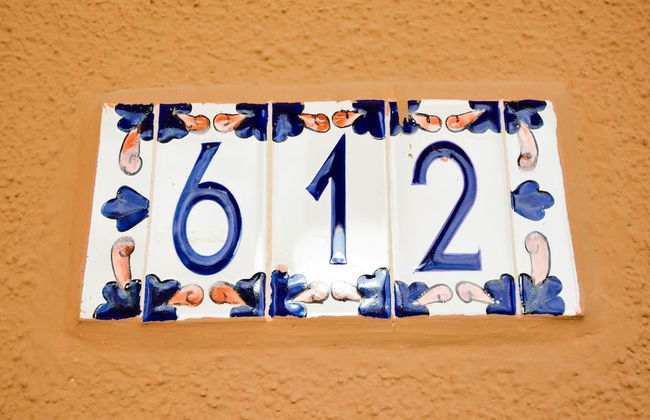 Elegant 3BR Beachfront Condo with Spacious Interior, Ocean-View Terrace & Direct Access to Playa Flamingo - Photo 25